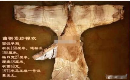 古人夏天穿得很保守？一组千年前的画像曝光，让人大开眼界

在很多人的印象中，古人