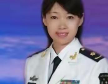 杨屹是中国海军装备研究院的研究员，也是022型导弹快艇的总设计师，1970年出生