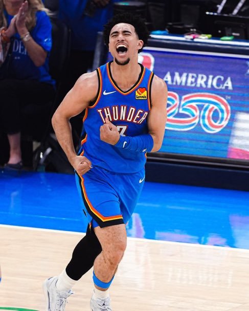 涂了指甲油就这么厉害？第三节拿下9分了！把福克斯打爆了nba