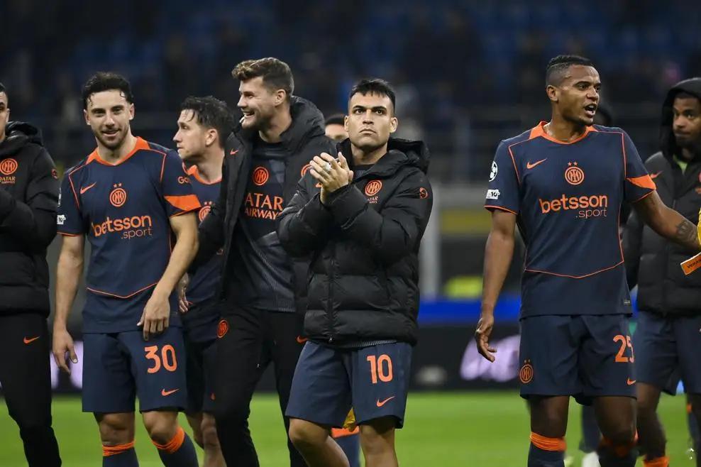 ⚽ 足球数据情报，希望对各位有所帮助欧冠杯 国际米兰vs利物浦 ⏰04:00观点