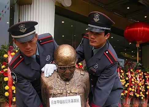 这个网友认为靖国神社改名为战犯神社不妥，然后他给了一个名字“战犯社”，认为应该改