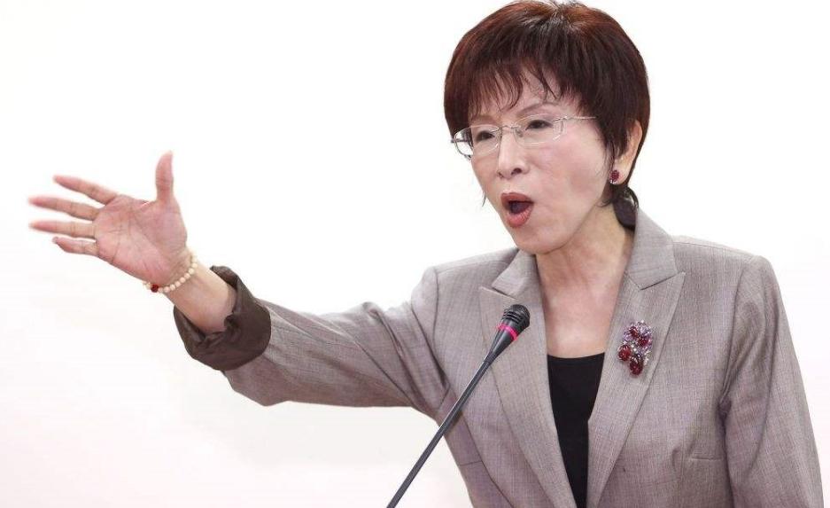 这回终于弄明白了！九三阅兵之所以来的是洪秀柱，而不是马英九，原来是有原因的，说白