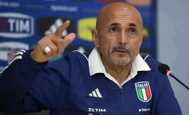 🇮🇹意大利足球🇮🇹
【天空体育】
本周五斯帕莱蒂将公布去美国拉练热身的球