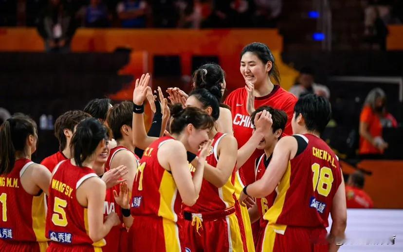 女篮世界杯，八强已确定6席。
附加赛：匈牙利84-63日本，
德国94-56韩国