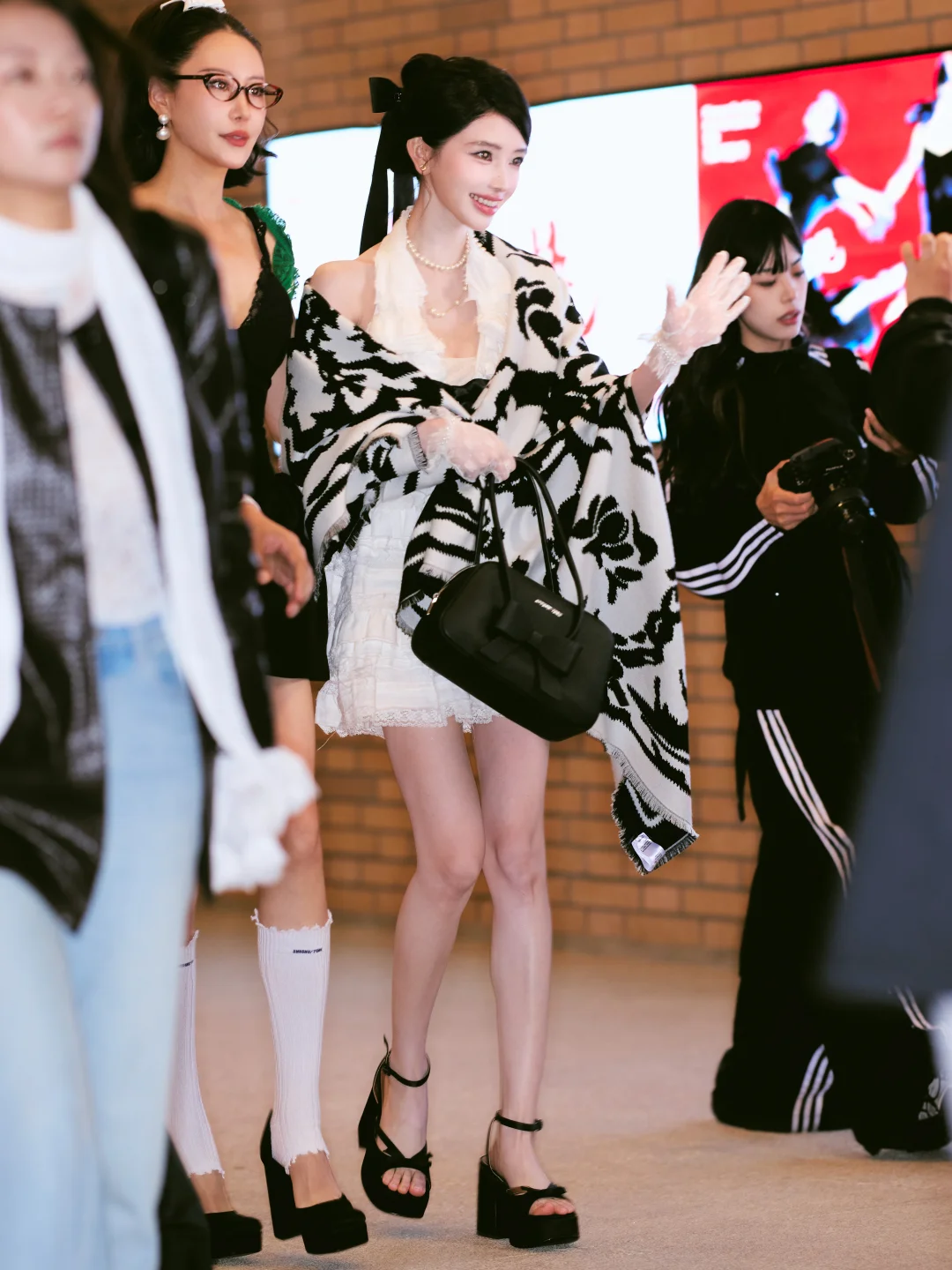 随性自在/舒适自然/上海街拍