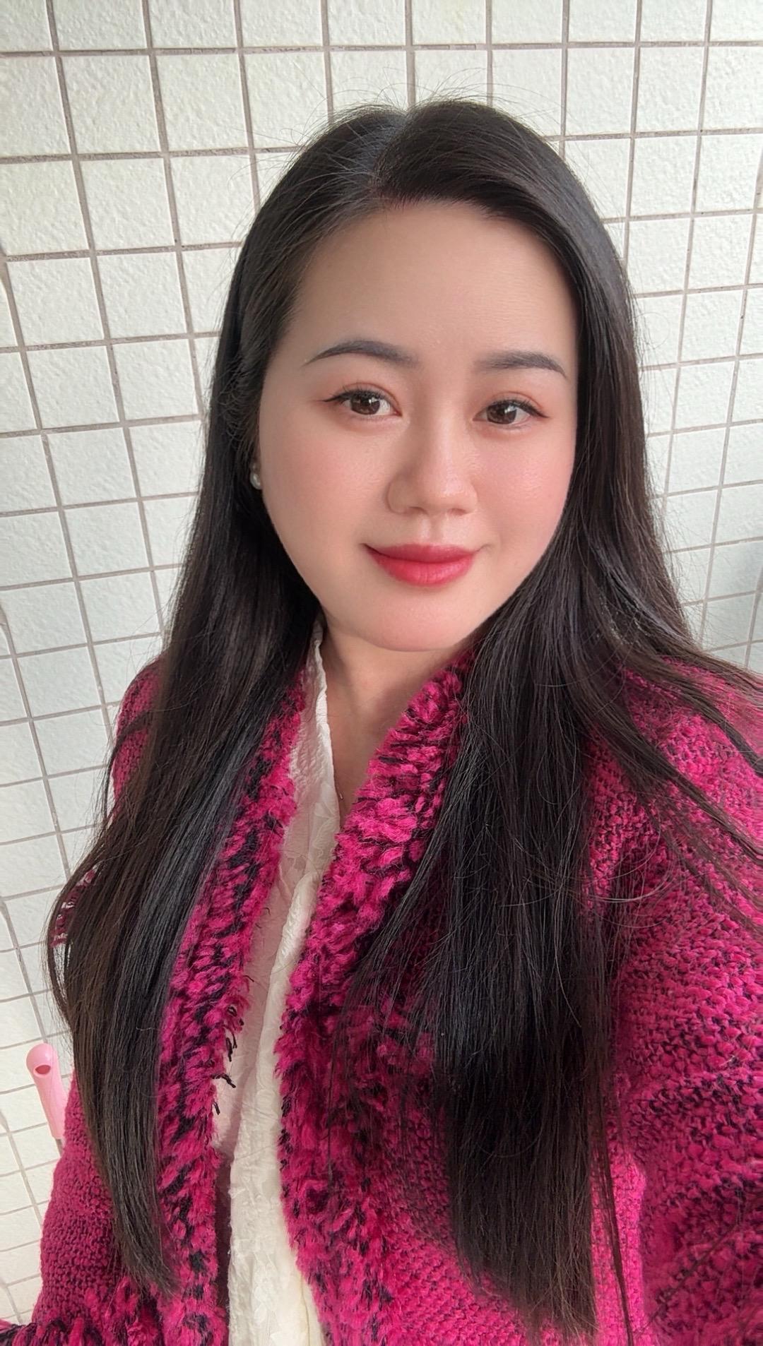 人总要向前看的，不必在意一时的得失。