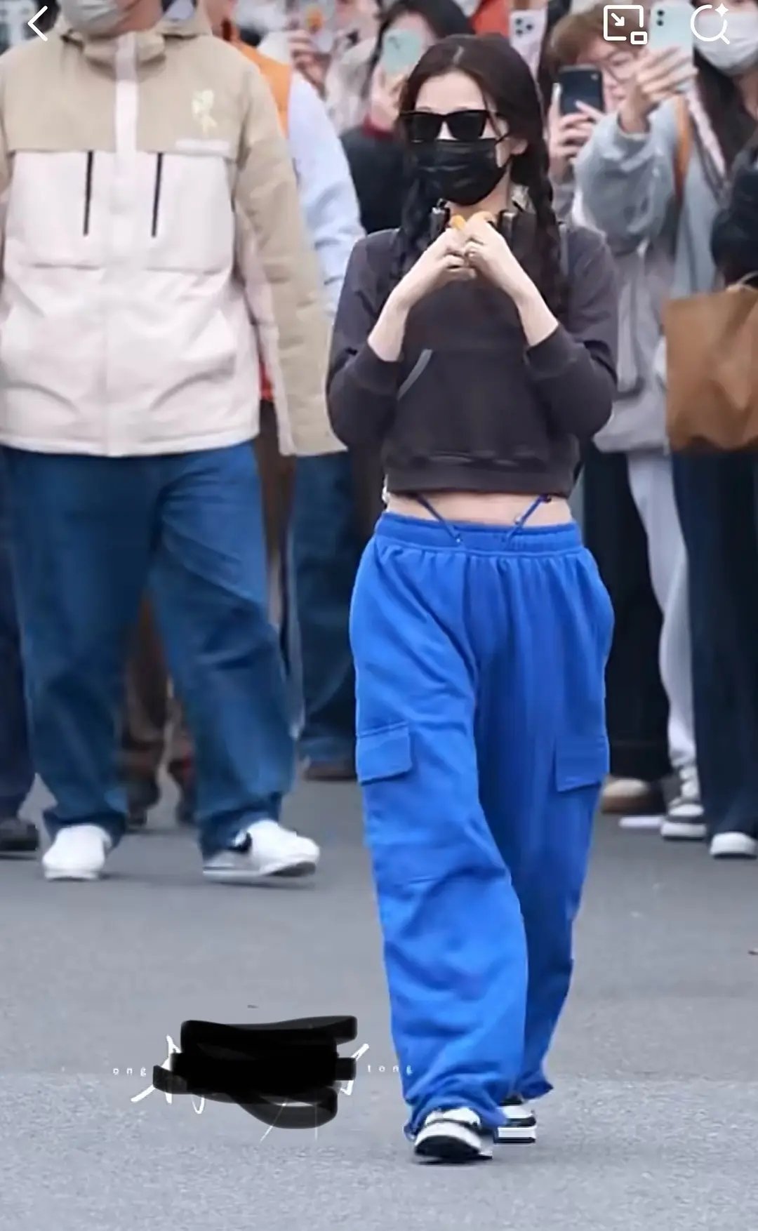 虞书欣的横店时装周……大家觉得怎么样…… 