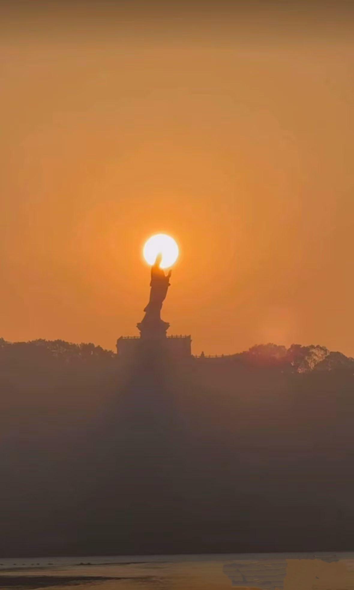 众生皆在路上，平凡自有光芒