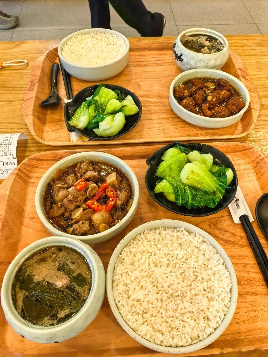 时隔十年，再次吃到真功夫，蛮感慨的，本来觉得他们家非常有希望做到国内连锁Top，