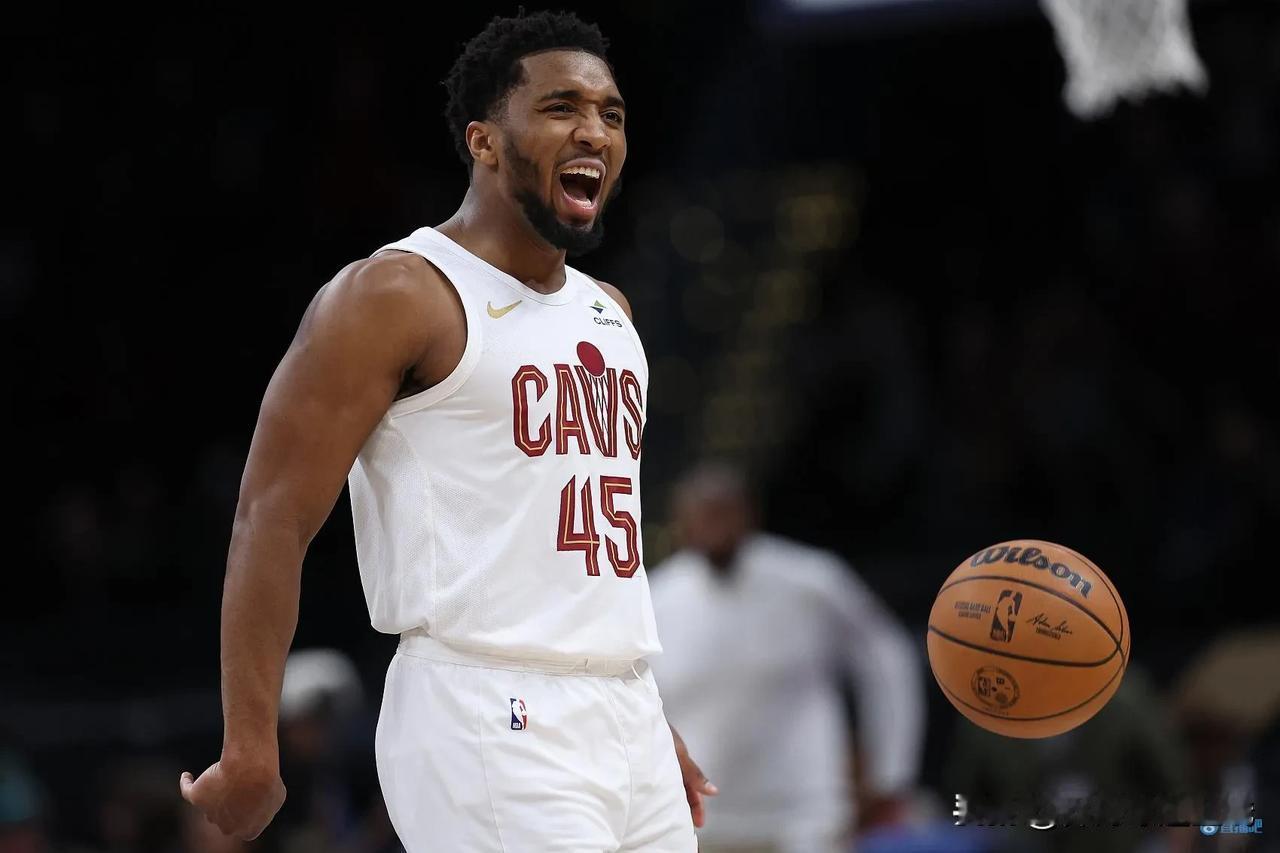 NBA篮球：
  是不都没想到，骑士悄悄地已经9连胜了，马上就冲击本赛季最长连胜