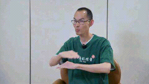 给阿嬷的情书侨批台词打磨 删台词比写台词更磨人。为了贴近侨批的真实，多少“相思成