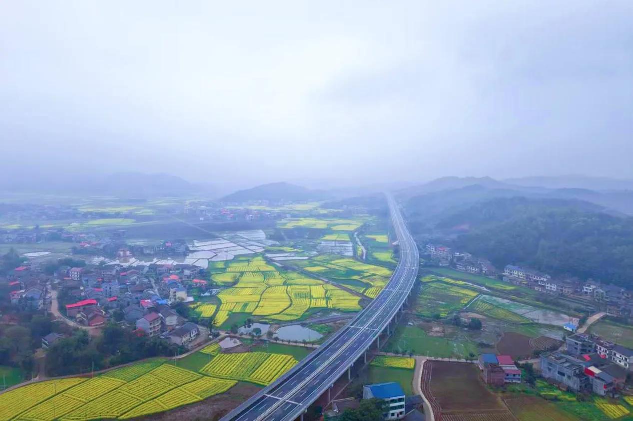 茶常高速贯湘东南，安仁县域经济迎“蝶变”
 
2024年12月31日，全长113