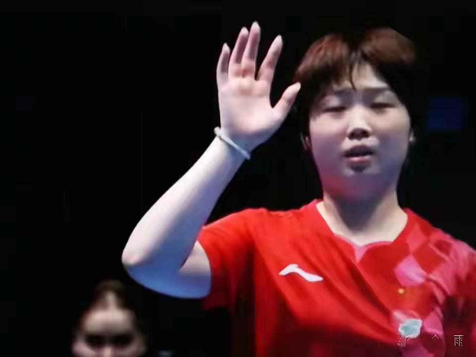 【伦敦世乒赛女团半决赛：蒯曼3-0险胜德拉戈曼，有惊无险锁定决赛席位，统治力仍需
