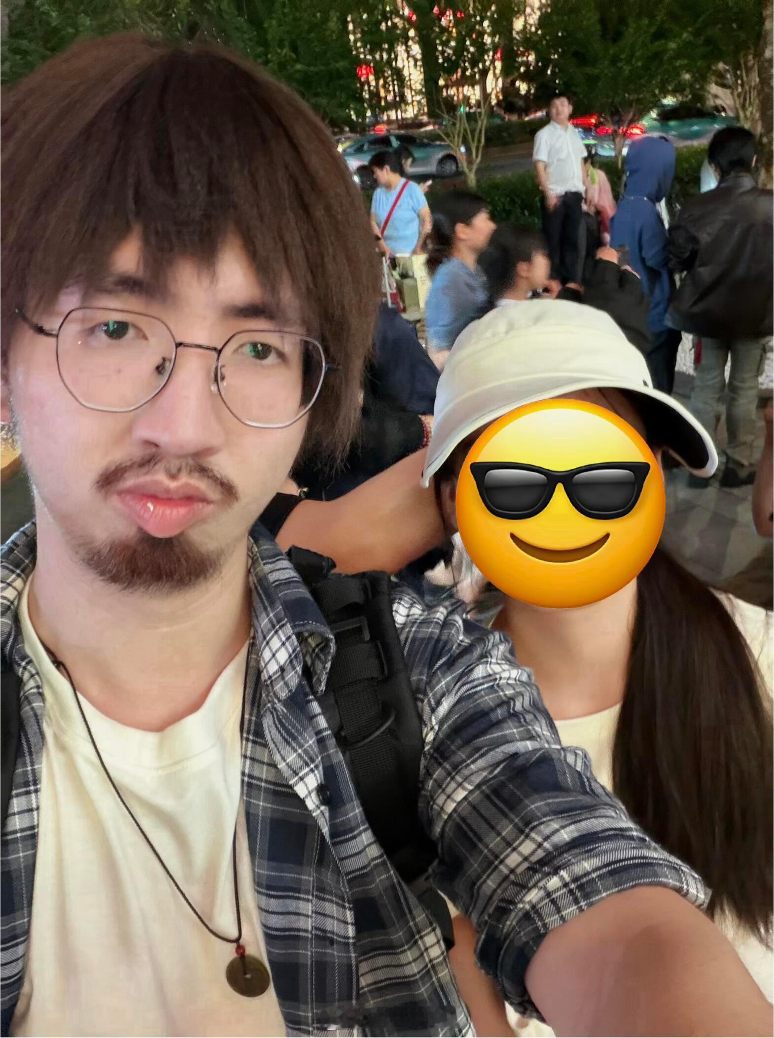 张起灵老了就成了南派四叔张起灵留胡子比想象中还要糟糕 张起灵留胡子确实比想象中更
