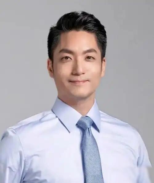 台北市长蒋万安发表声明，
5月27日，蒋万安将与黄仁勋碰面。记者追问这回碰面会不