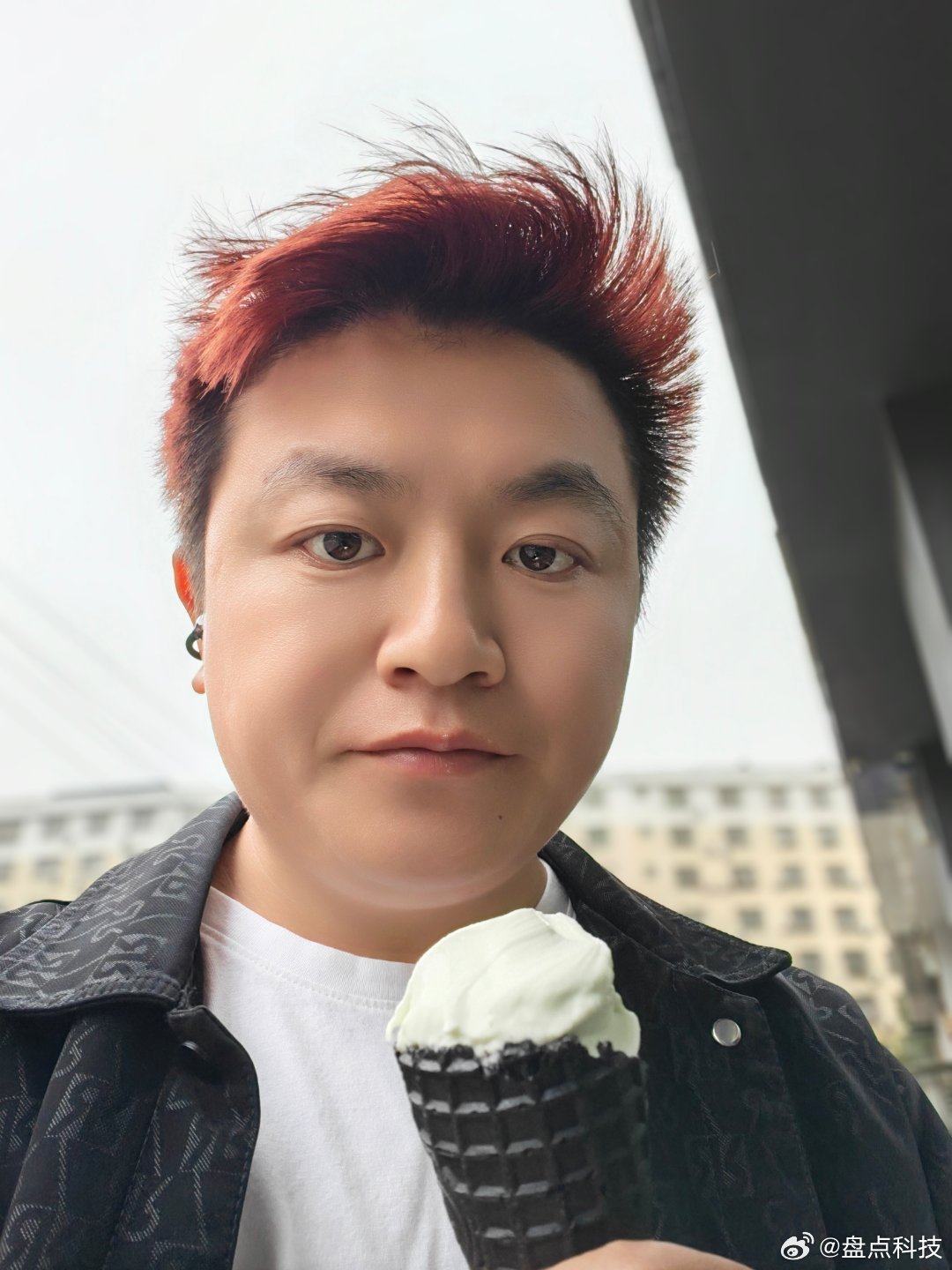 二月初二，龙抬头 剪头发前的我剪头发后的我让您费眼了 ！就是为啥这头发一剪，整个