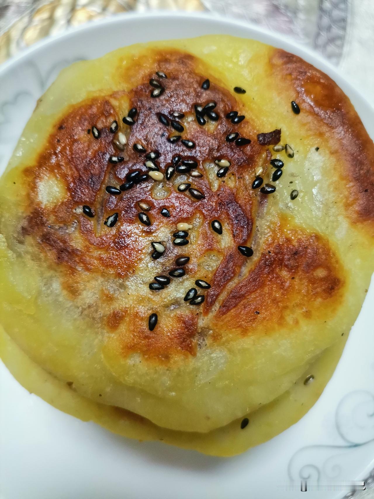 现在考个工作是真不容易，单位新入职两个硕博引进人才，这两天正在办理入职手续。
