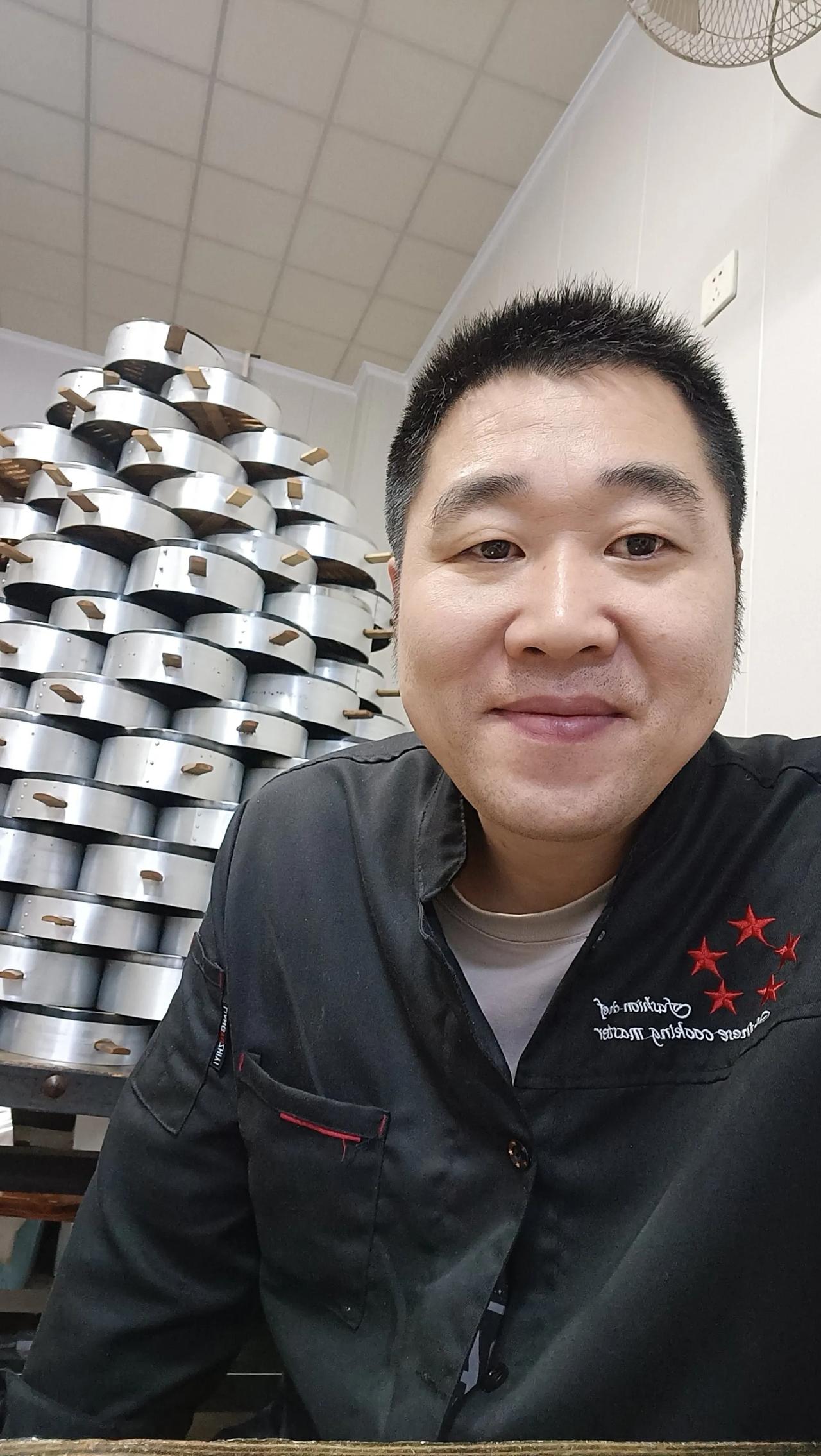 浑浑噩噩的一天又过来了，又向人生的终点迈近了一步。如今的工作真的是轻松简单，就是