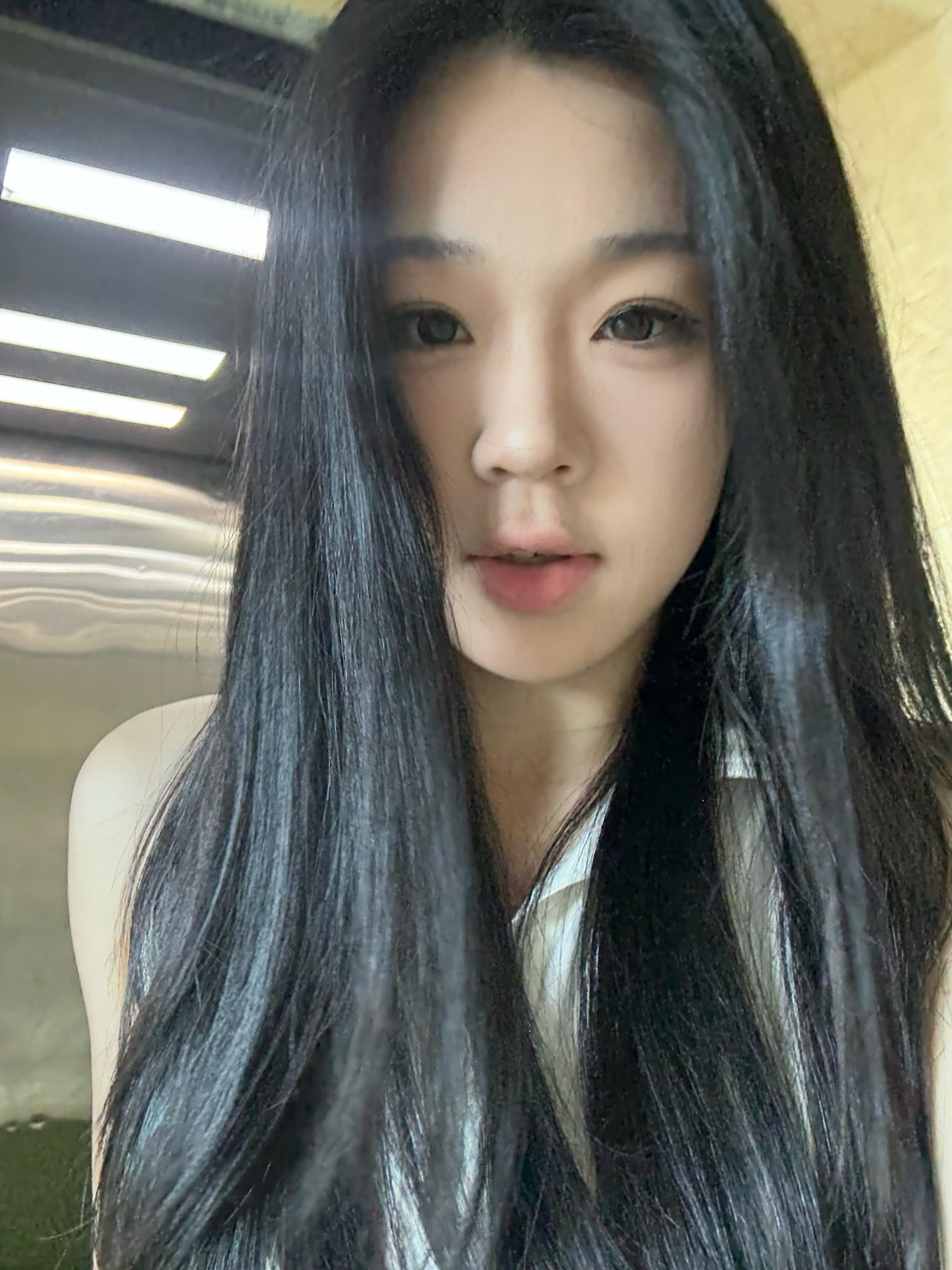 又是六点全妆出门的一天 