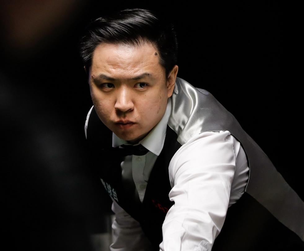 没惊喜，不敌世界第一，中国独苗肖国栋虽顽强拼搏，终因实力差距，最终3-5 憾负特