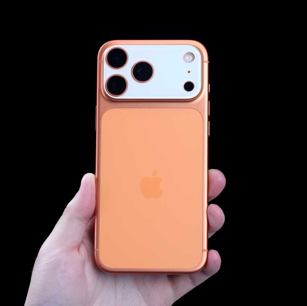小镜盖搭配橙色 iPhone17Pro /17ProMax