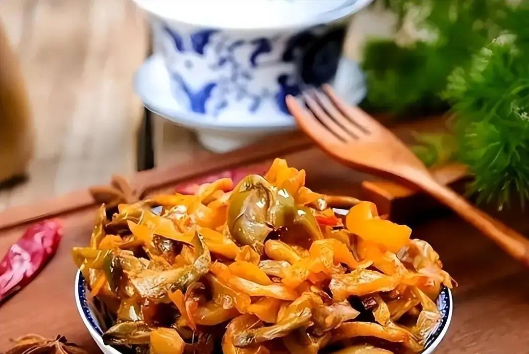 为什么门诊里，吃他汀的患者总被鸡蛋“妖魔化”，却忽略了血脂波动的隐形杀手，让风险