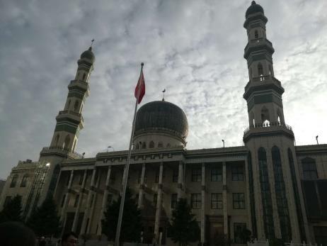 揭秘伊斯兰教的三大核心：礼拜、斋月与哈只，背后隐藏的深厚信仰与文化力量

在全球