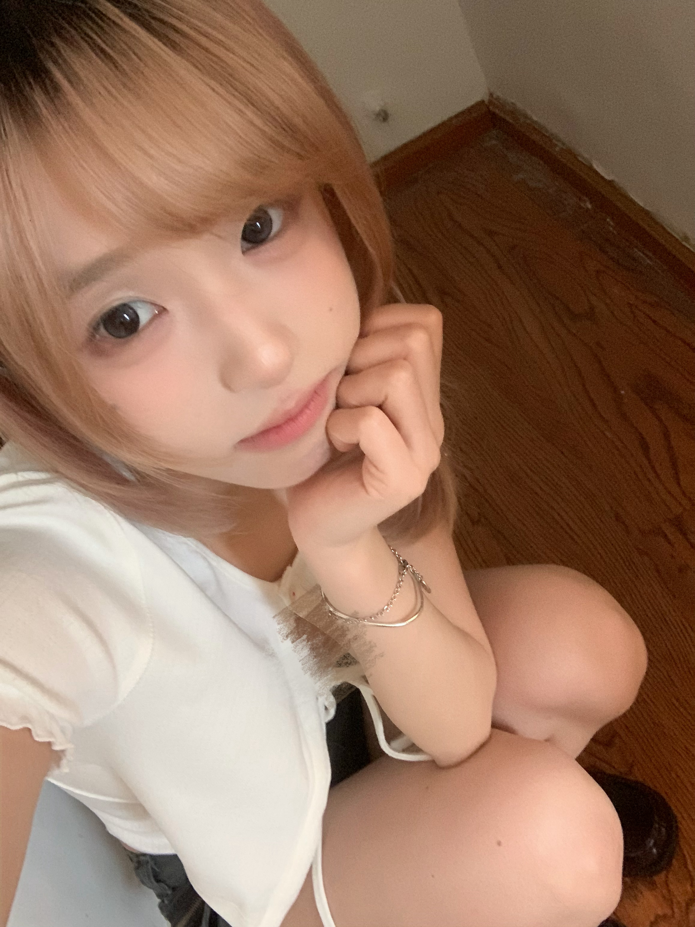 一组宅家对镜拍 