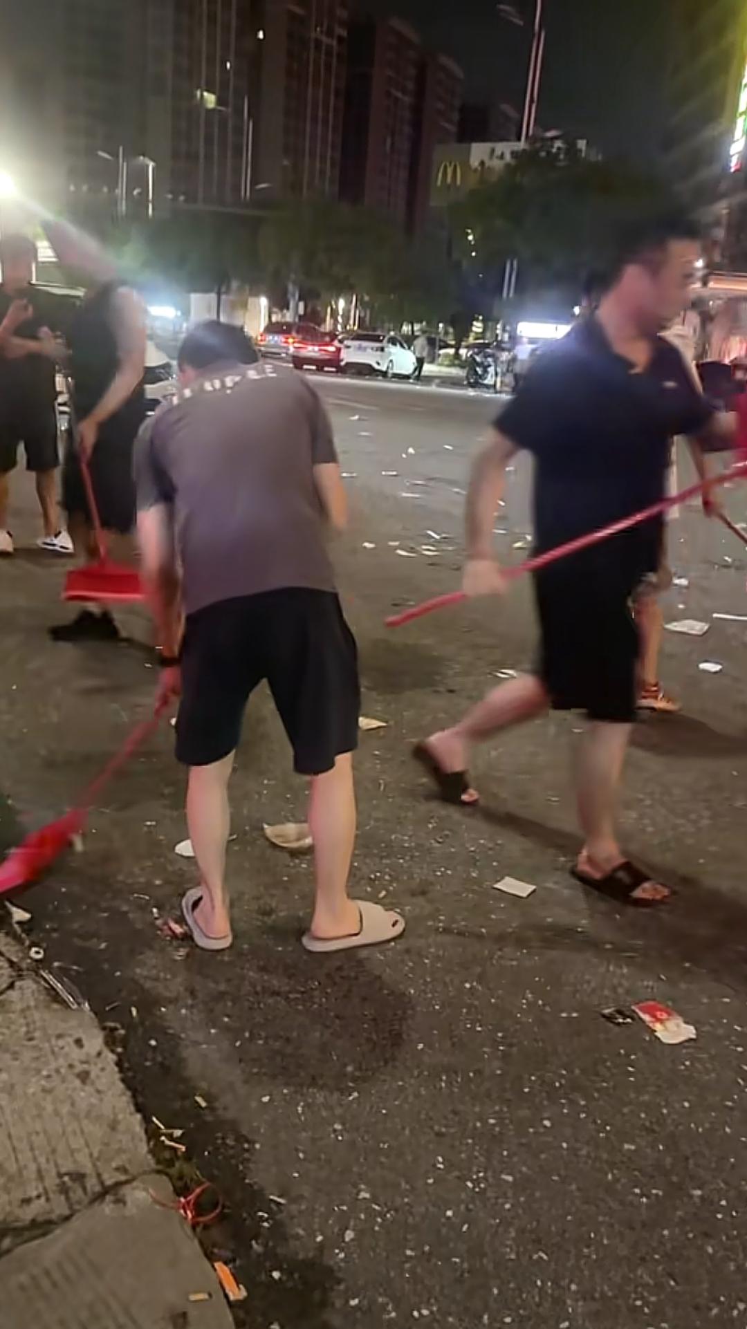 目的达到老乡们都回吧，辛苦了
还有人质疑我们老乡的素质吗？目的达到了，大家都闪了