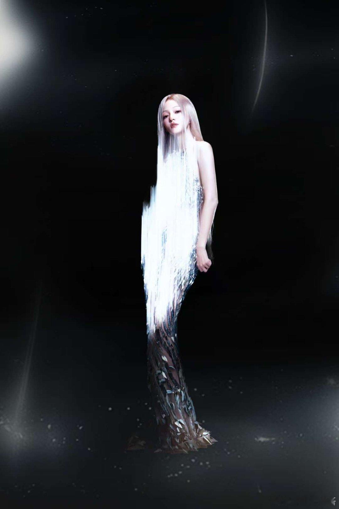 国民天后 2025﻿「与世之争」下篇先行曲《觅光》今日全球正式上线啦！最温暖的光