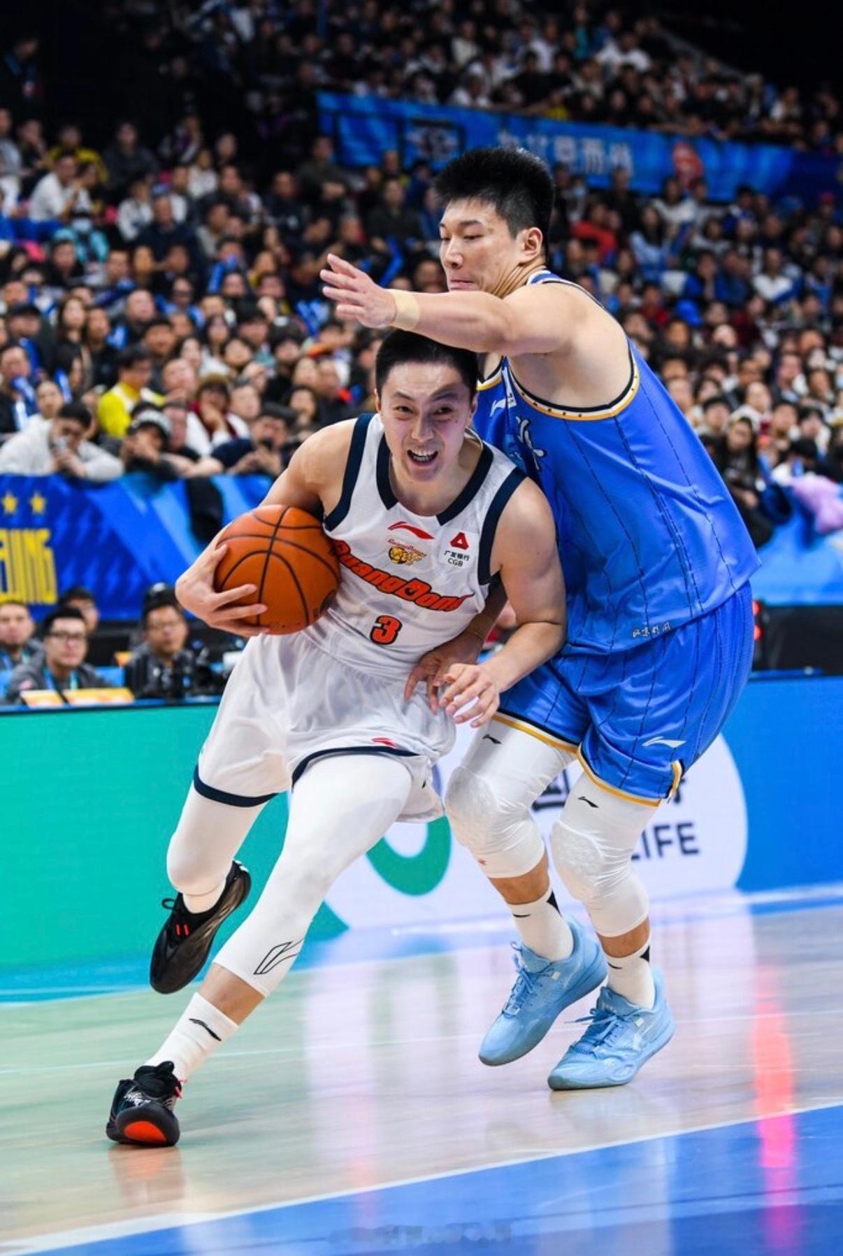 胡明轩北京男篮vs广东男篮 🏀CBA联赛25-26赛季常规赛第9轮⛹️    