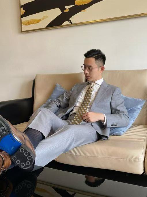 你现在的状态，决定未来的生活；你现在的努力，成就未来的自己。 