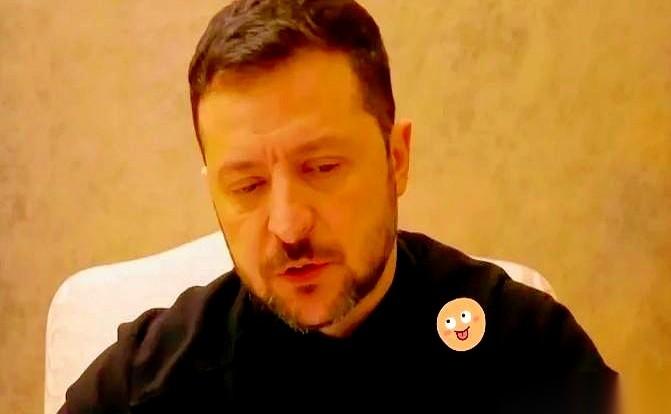 特朗普这回，算是硬生生把自己砸进了泥潭。他原本以为开局直接干掉哈梅内伊，就能速战