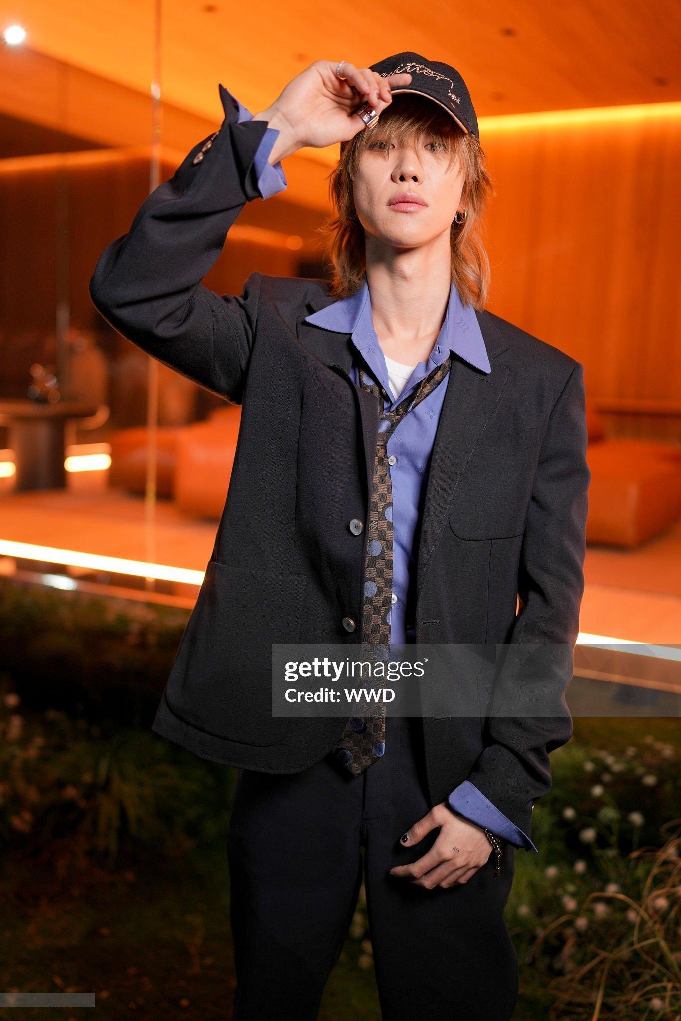 徐明浩 × LV大秀 THE 8 in Louis Vuitton📸一组状态极