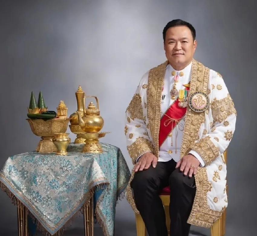 泰国旅游业又迎当头一棒！
当地时间10月6日，一对中国夫妇在泰国，被泰警威胁勒索