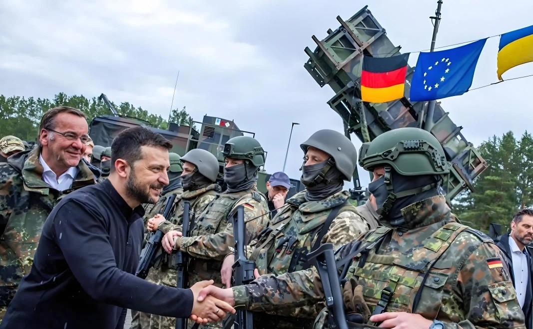 2026年3月11日，俄乌战场呈现本土纵深打击升级，前线高强度拉锯，地缘博弈加剧