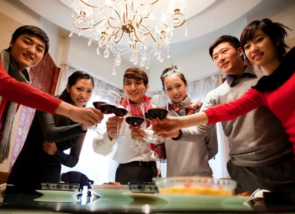 方圆天地，为头条联友对联∴
诉一段云岭知音愿，
说两回韩江挚友情。