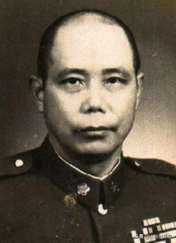 1943年，常德庆功宴上，王耀武正给57师残部夹菜，军长傅仲芳突然带兵闯入，直指
