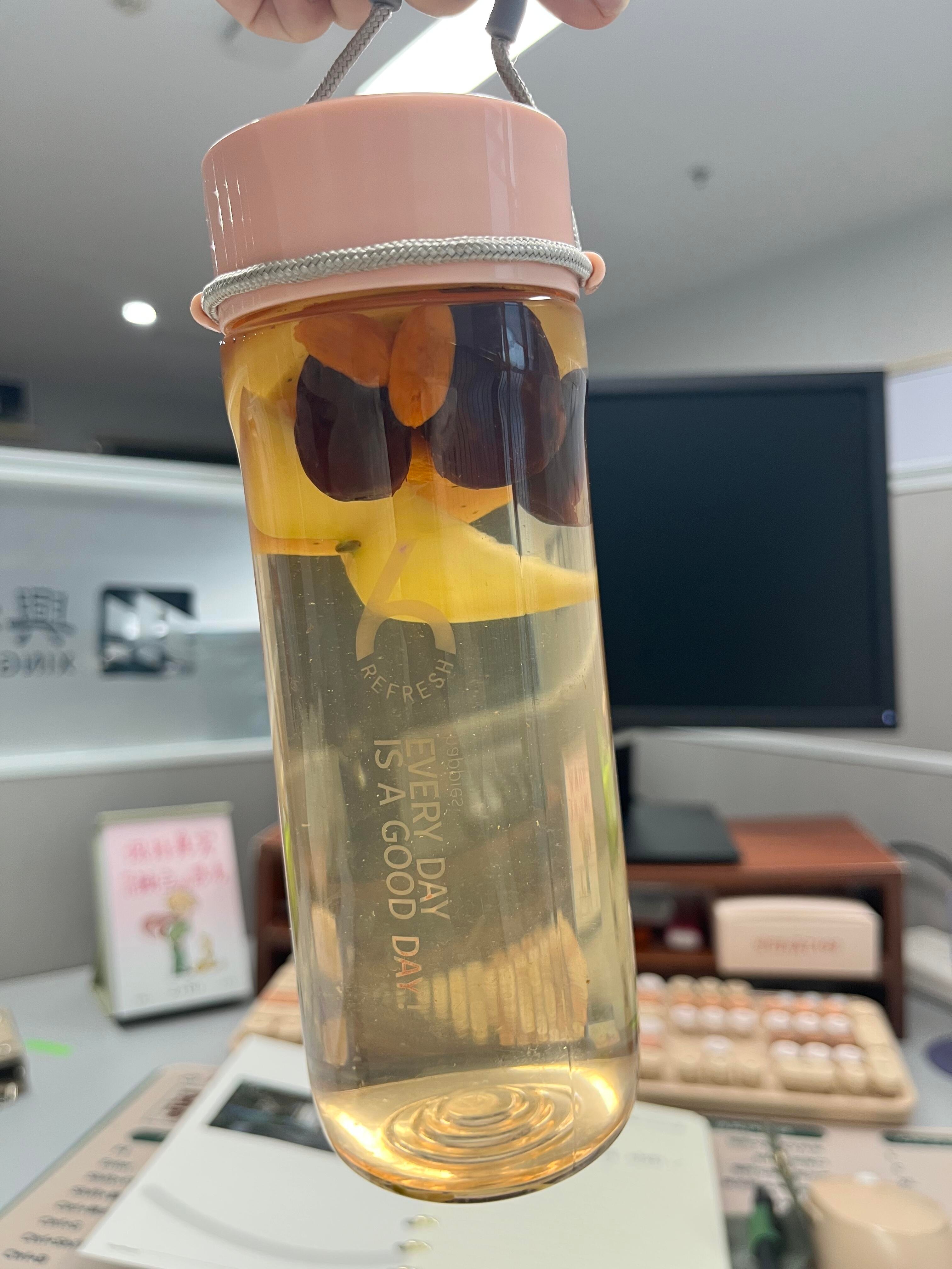 开始办公室带薪养生！！！开始养生！主打一个差生文具多这次一定要坚持下去哈哈哈 