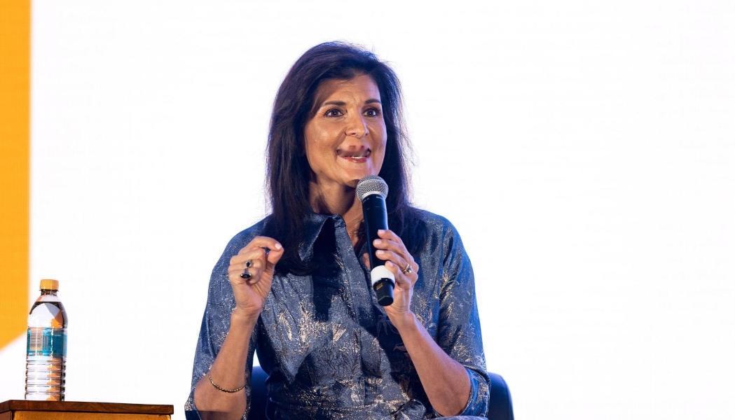 谁能想到，堂堂美国前驻联合国大使尼基·黑利，竟然在4月24日破防得语无伦次了。