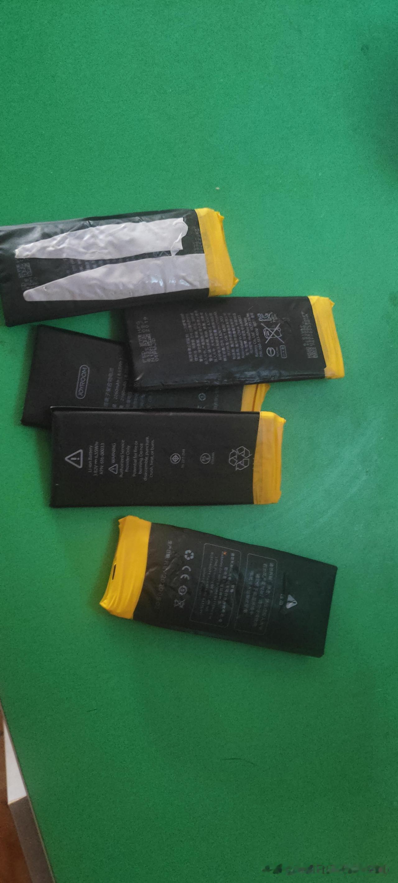 兄弟们这么多废旧的手机电池，应该如何处理，好多人家里都有很多吧，部分人可能随手仍