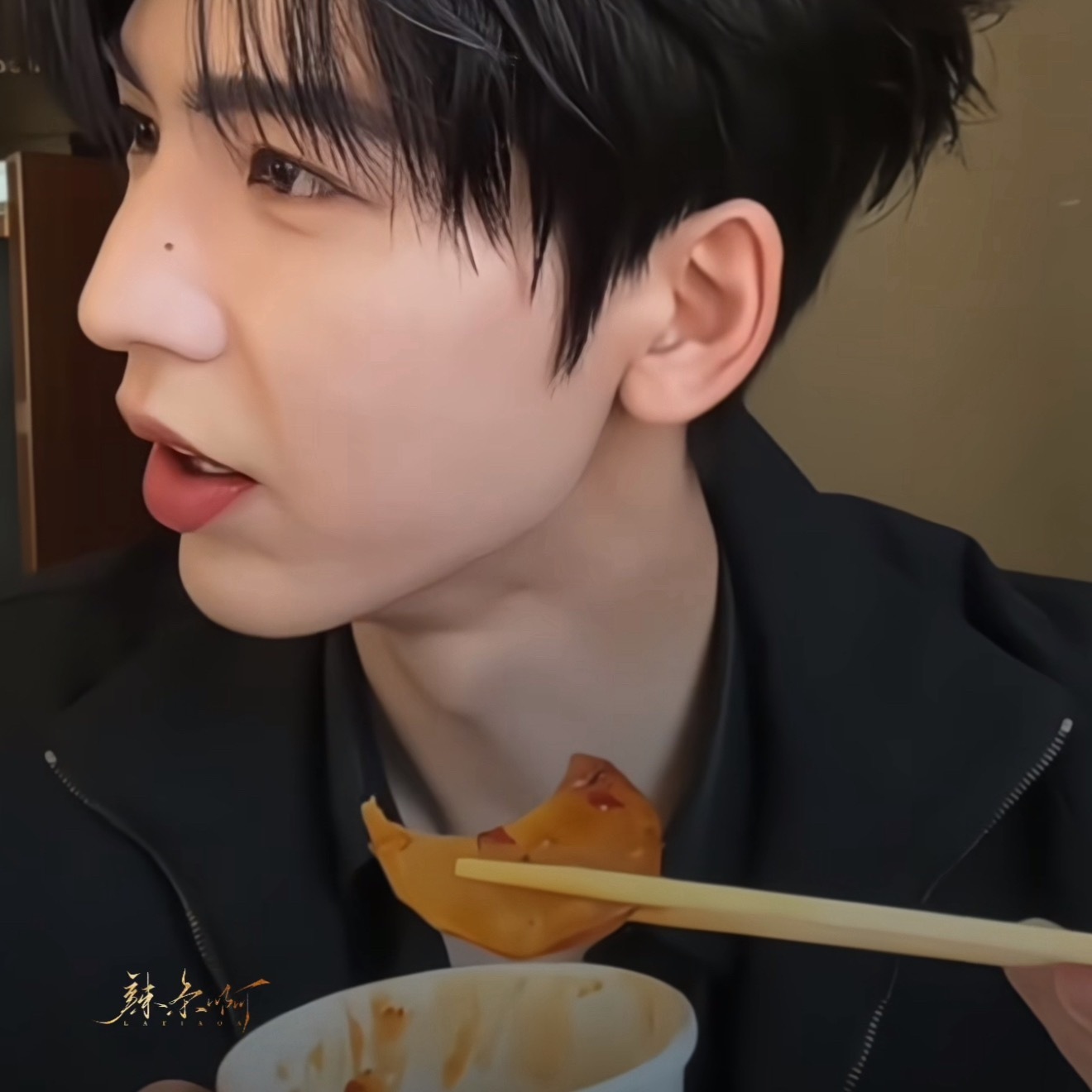 土豆片怎么也咬的这么齐 