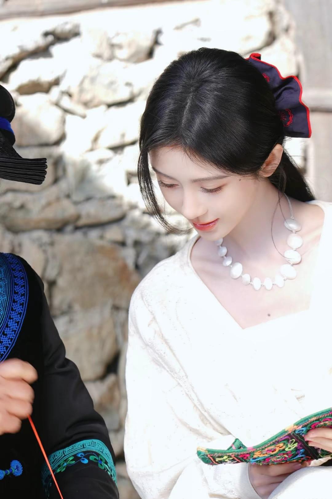 超话巡展计划 jjy鞠婧祎 jjyelle主编回应首次合作鞠婧祎 jjy鞠婧祎杂