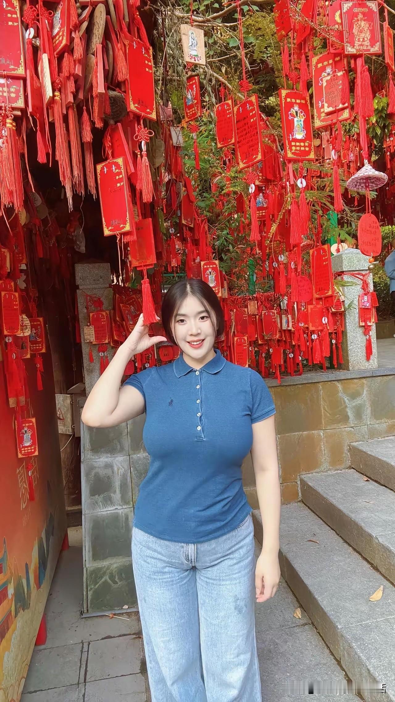 女人喜欢跑步和户外
女人喜欢徒步和旅游
就是一个坏女人吗
不见得
不排除有这样的