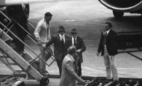 200名顶尖专家出访美国，刚下飞机就宣布叛变，10年后却全部消失

在世界战争史