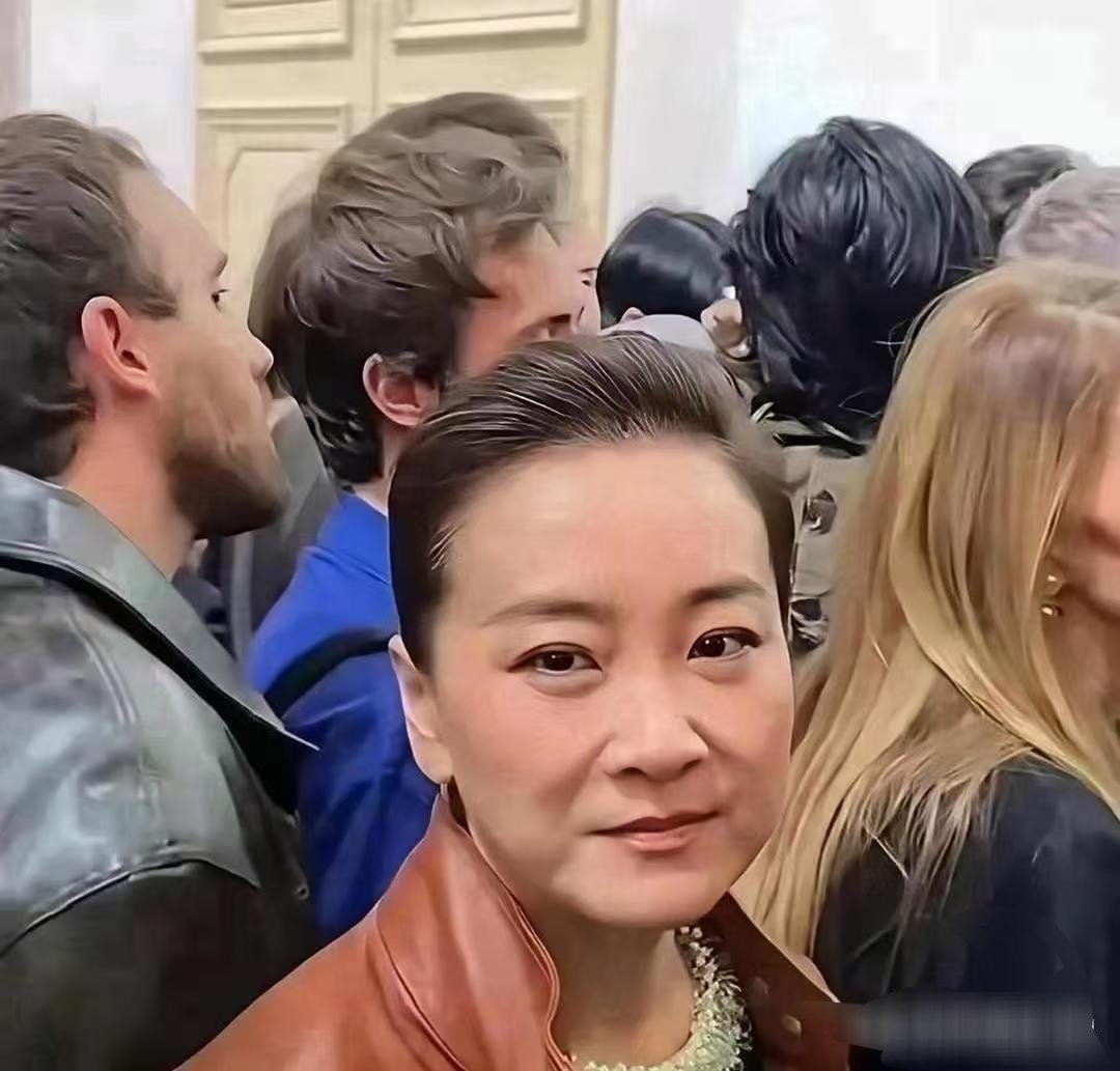 贾玲减肥后的状态，你觉得咋样？ 