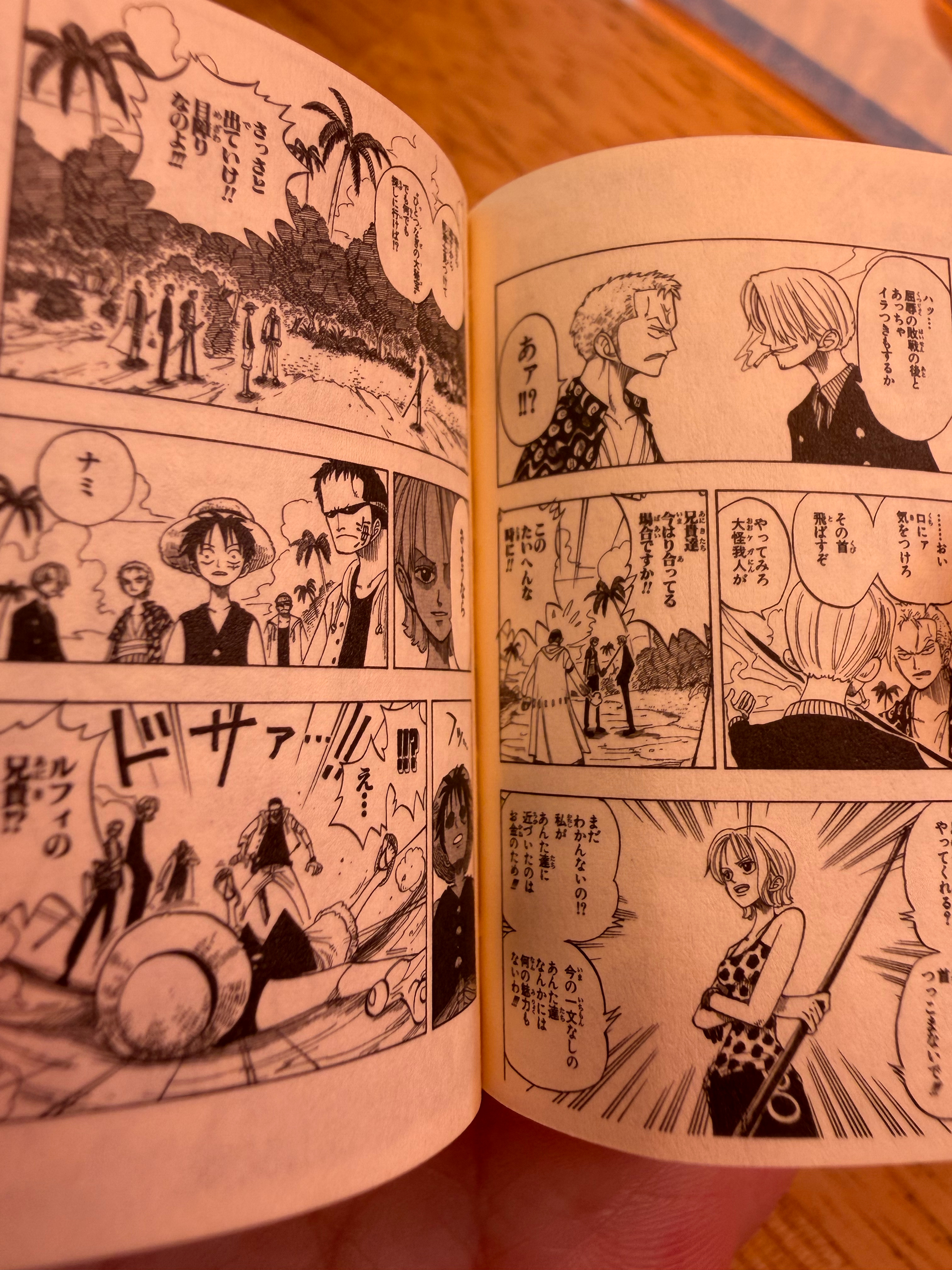 今天觉得最有意思的……这个小小🌊漫画书 太可爱了哈哈哈……我抽到的八九卷故事都