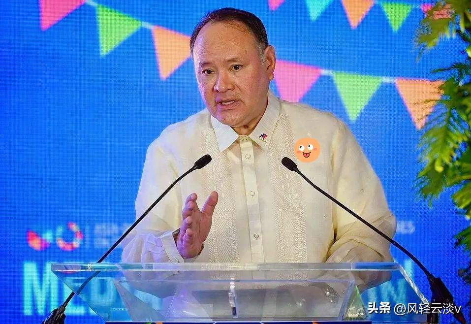 菲律宾防长开始着急了！8月2日，据《联合早报》的消息称，菲律宾防长特奥多罗公开表