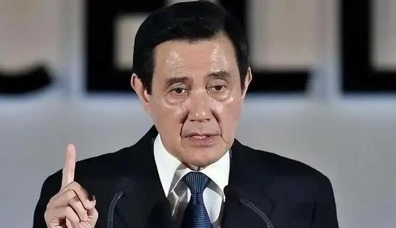 马英九的一句话，在两岸都炸开了锅。

马英九最近说了一句话，让两岸很多人都坐不住