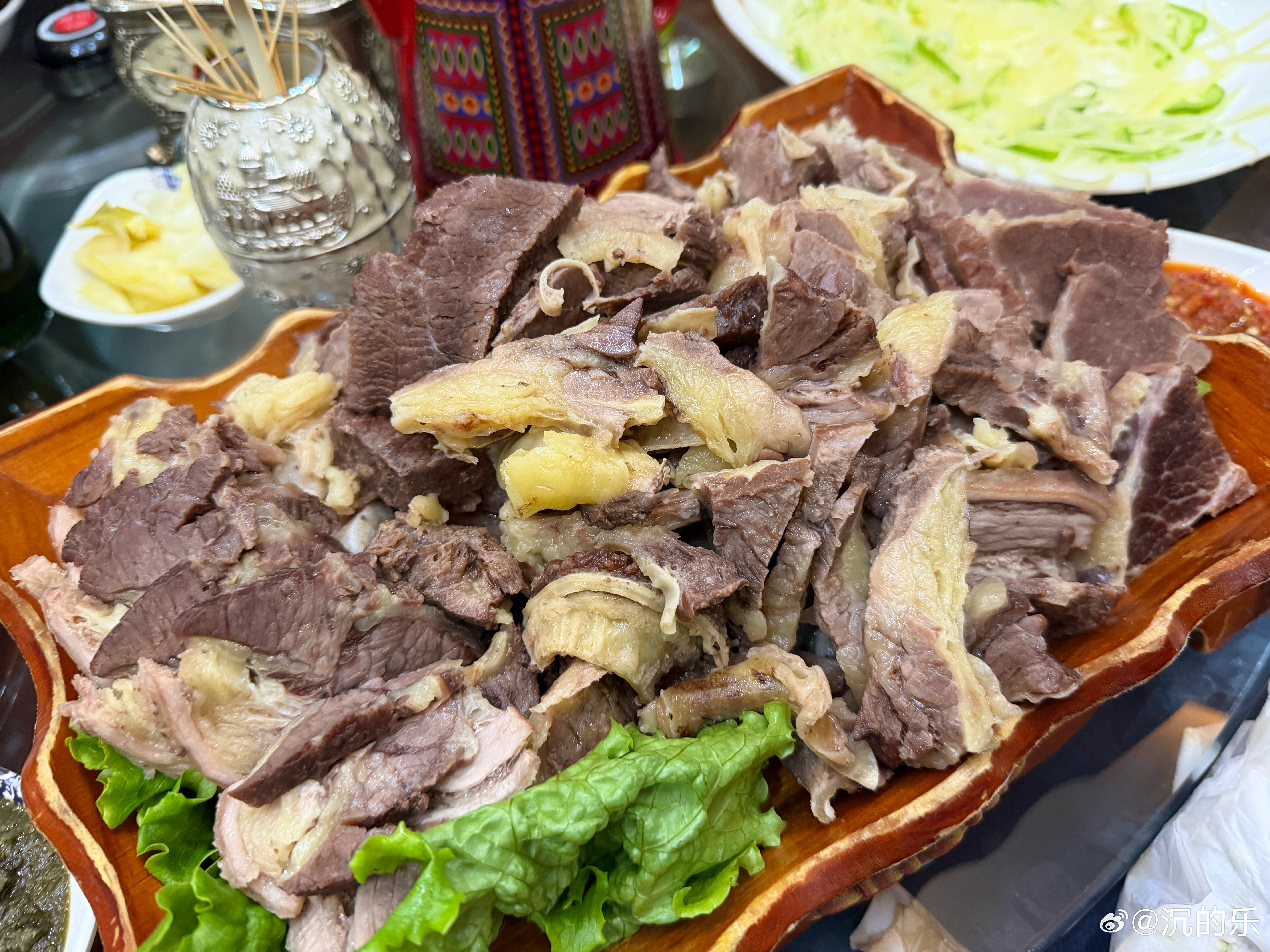 这几天看米国的特斯拉FSD V14在路上的表现，太强了！真想去试试看是不是如视频